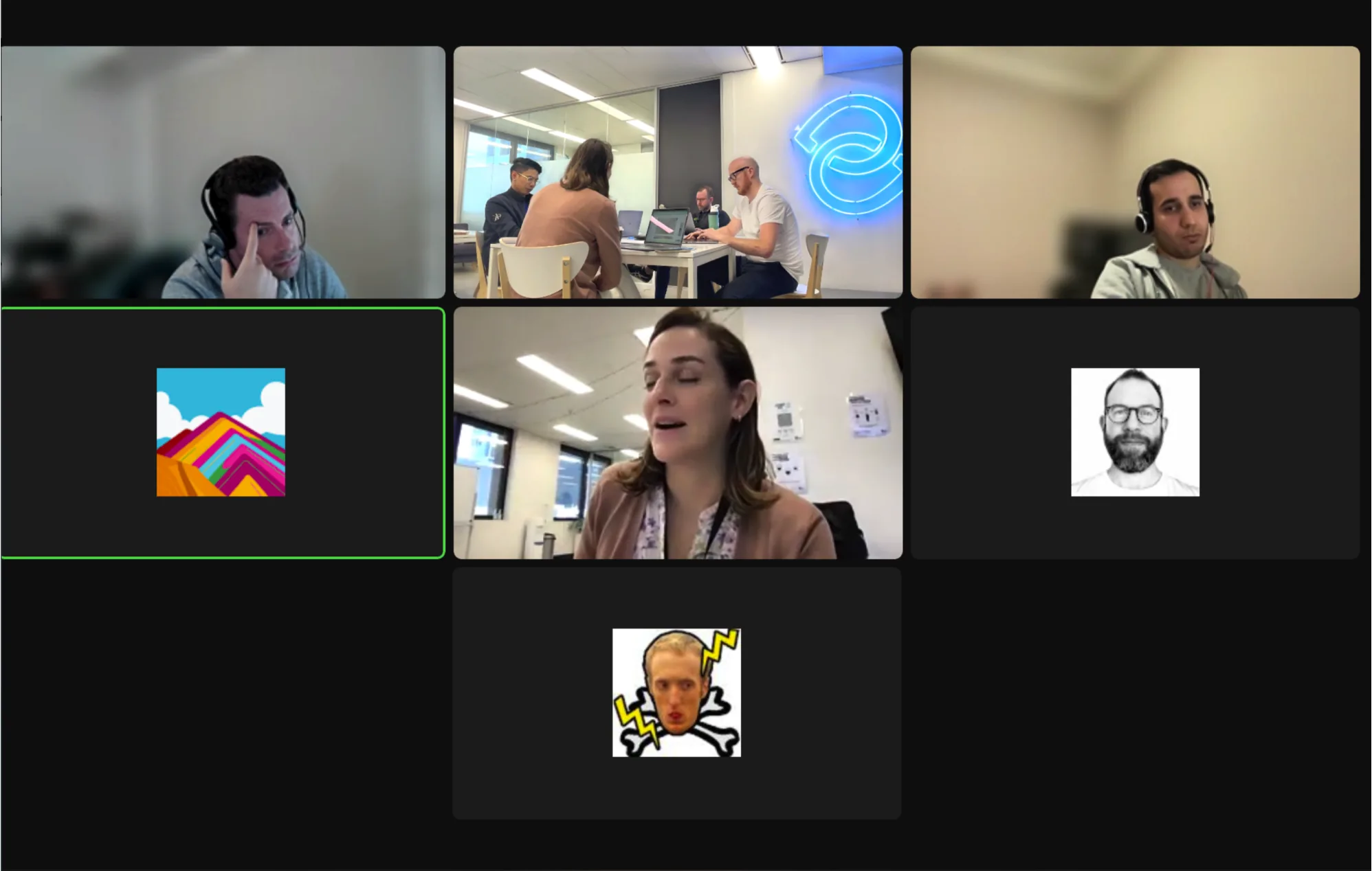 The design sprint running hybrid: remote participants on video alongside the group working together in the room